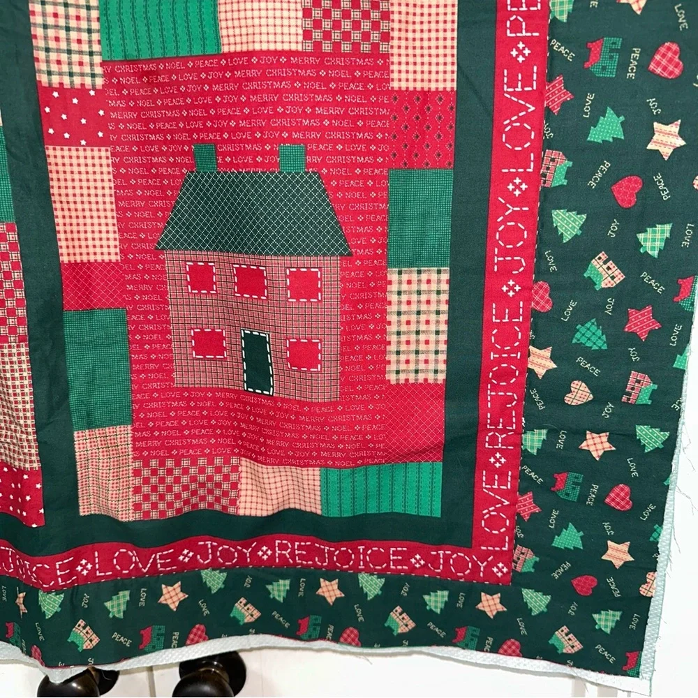 Project peace - unfinished Christmas lap blanket/wall hanging, 36 x 40“